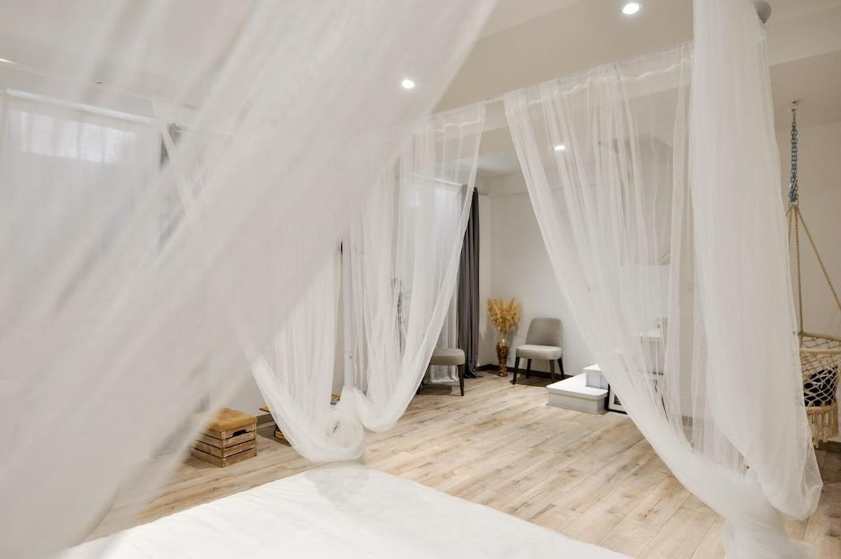 Deluxe Artistic Loft Apartament